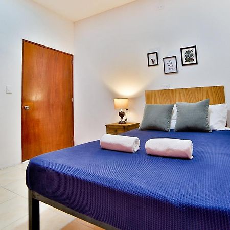 Hostal Ten To Ten Puerto Vallarta Exteriör bild