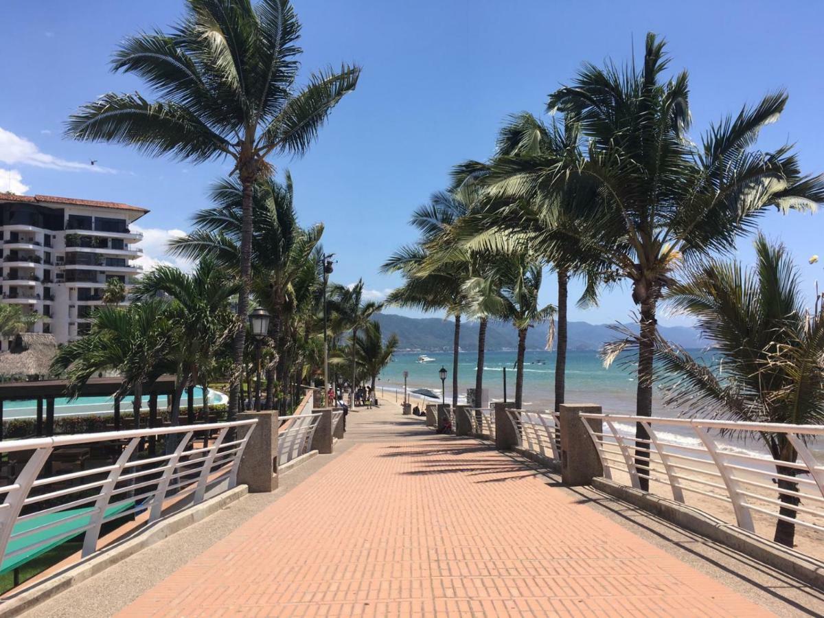 Hostal Ten To Ten Puerto Vallarta Exteriör bild
