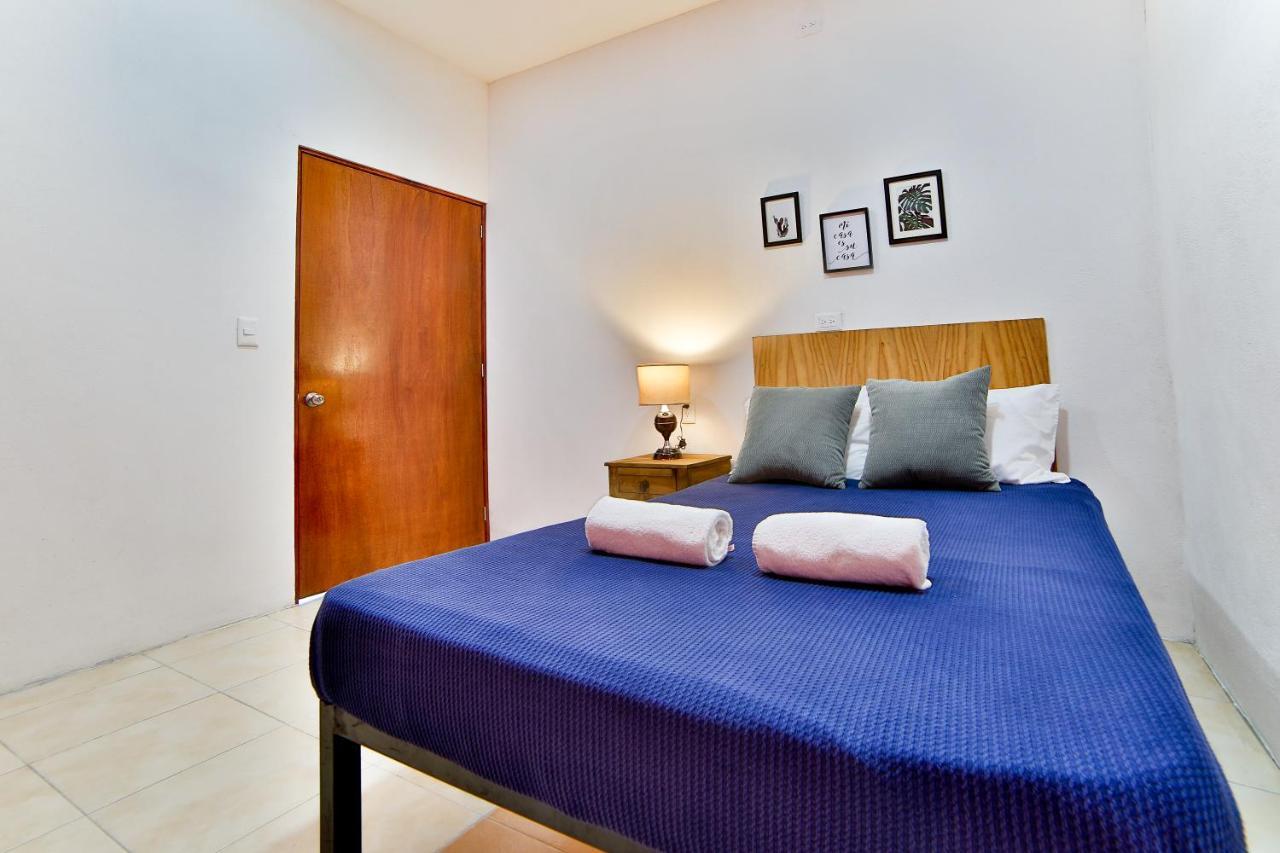 Hostal Ten To Ten Puerto Vallarta Exteriör bild